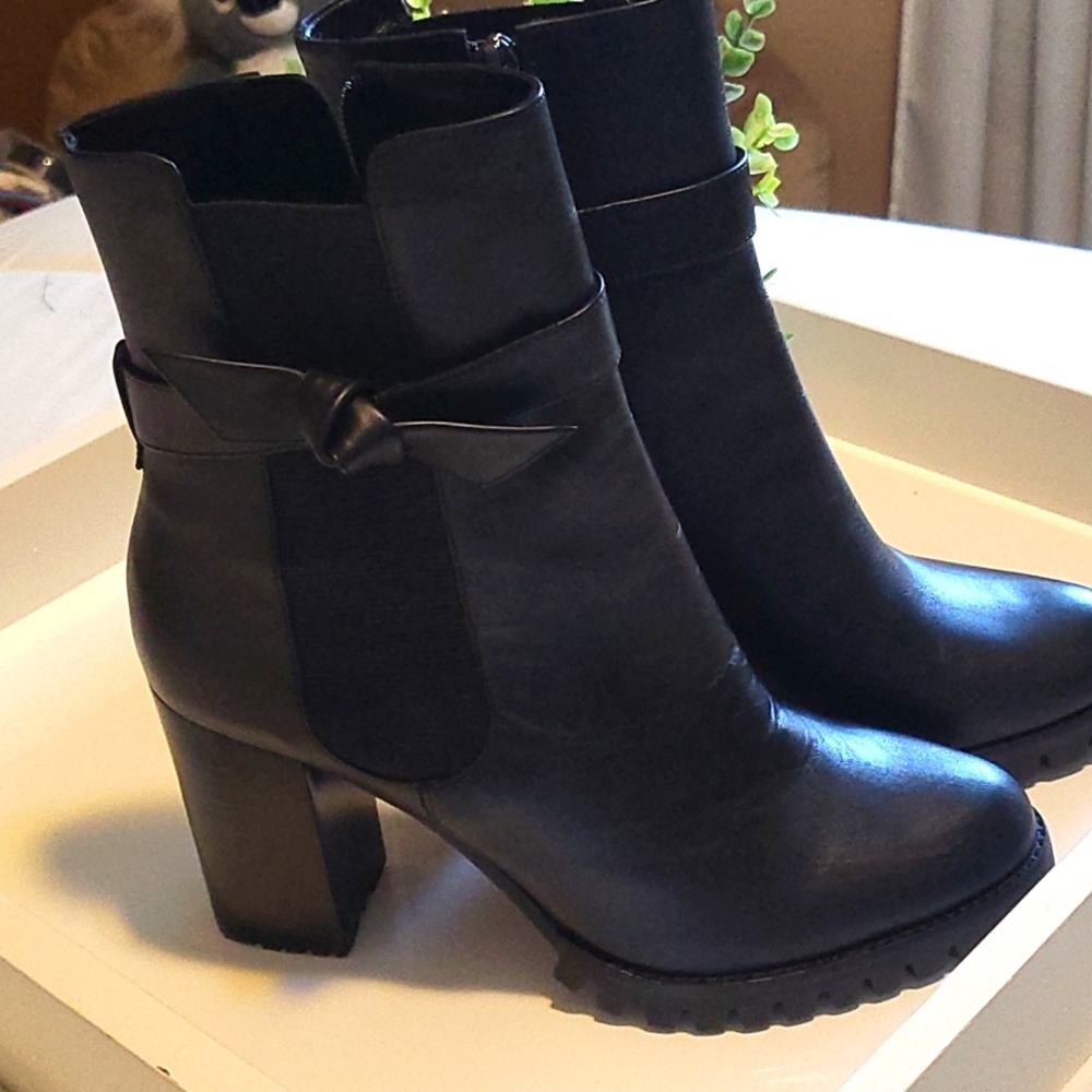 Alexander Birman Clarita Waterproof leather Boots BRAND New
